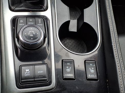 Used 2019 Nissan Maxima 3.5 SV w/ Floor Mat Group FWD image 10