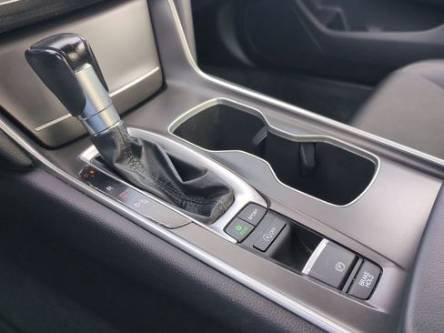 Used 2022 Honda Accord Sport image 15