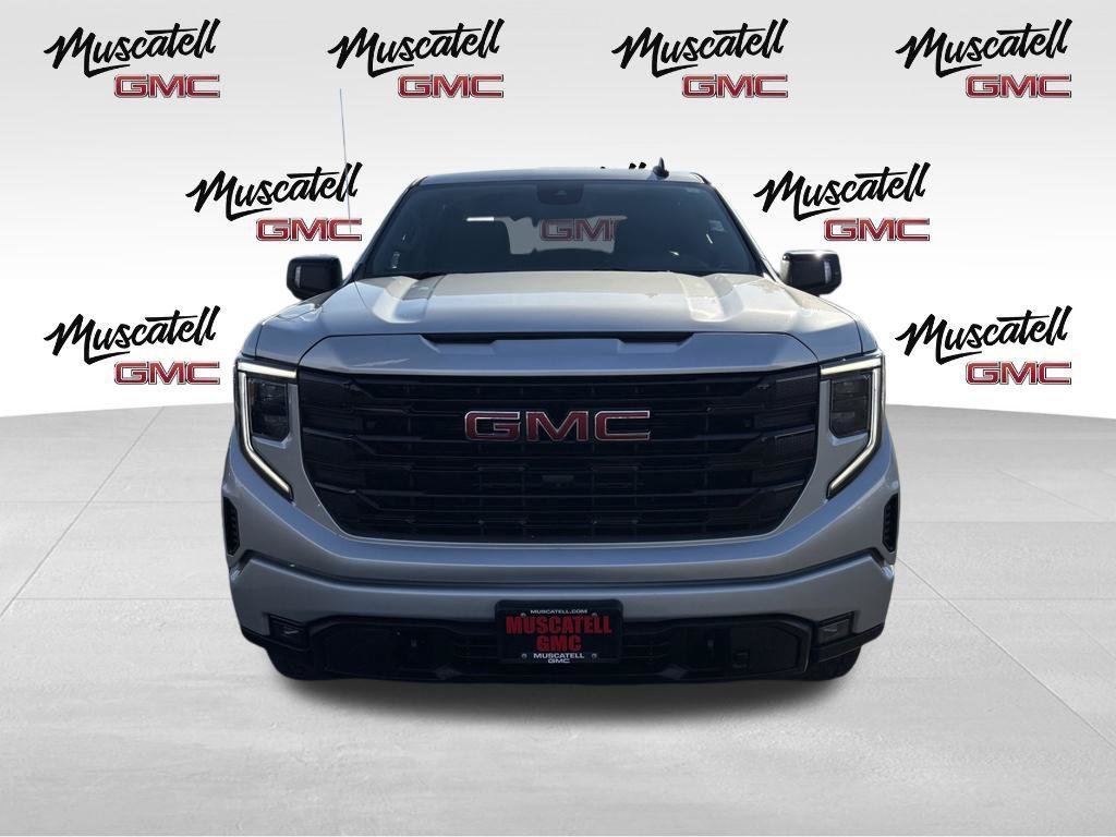 Used 2022 GMC Sierra 1500 Elevation w/ Elevation Premium Package AWD/4WD image 9
