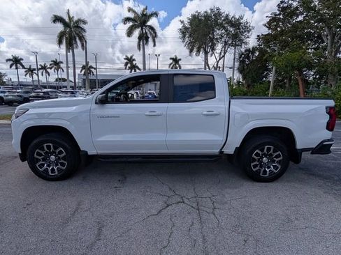 Used 2023 Chevrolet Colorado LT w/ LT Convenience Package image 4