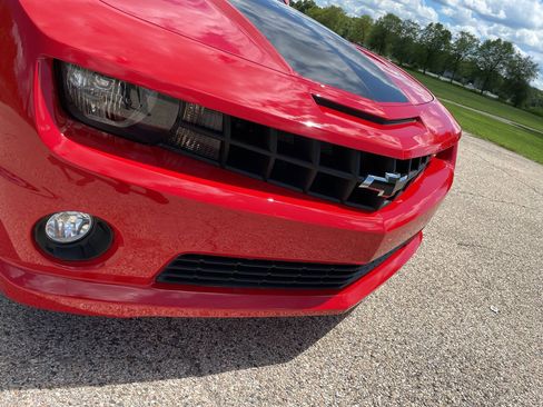 Used 2010 Chevrolet Camaro SS w/ LPO, Ground Effects Package RWD image 41