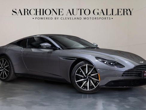 Used 2019 Aston Martin DB11 Coupe image 1