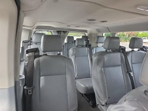 Used 2018 Ford Transit 350 XL RWD image 5