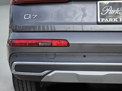 Used 2023 Audi Q7 3.0T Premium Plus image 40