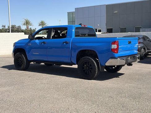 Used 2021 Toyota Tundra SR5 AWD/4WD image 9