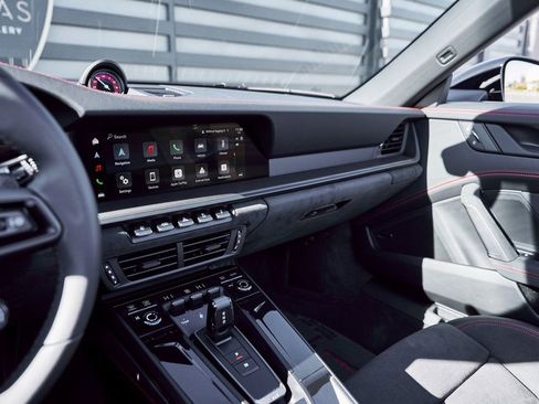 Used 2026 Porsche 911 Carrera GTS w/ Premium Package image 54