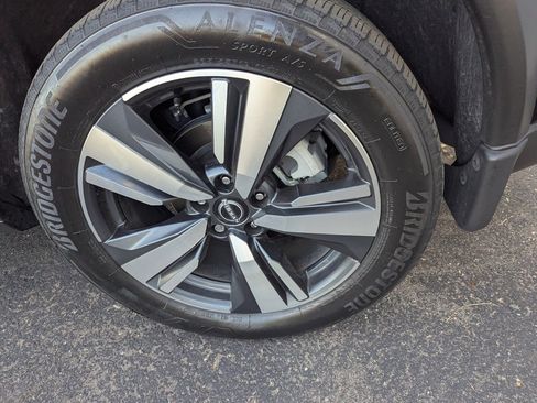 Certified 2023 Nissan Rogue SL w/ SL Premium Package image 8