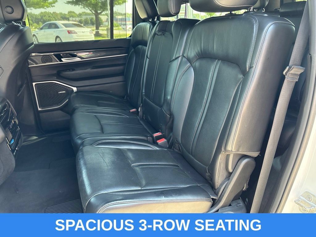 Used 2022 Jeep Wagoneer Series I w/ Convenience Group I AWD/4WD image 3