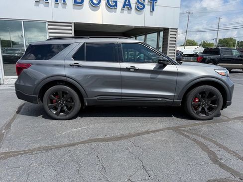 Used 2023 Ford Explorer ST w/ Equipment Group 401A AWD/4WD image 5