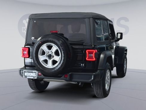 Used 2021 Jeep Wrangler Sport S image 11