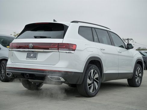 New 2026 Volkswagen Atlas SE image 7