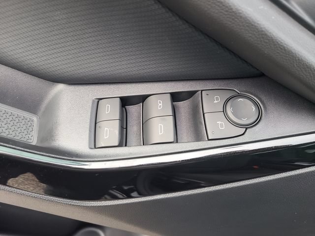 New 2027 Chevrolet Equinox LT FWD image 18
