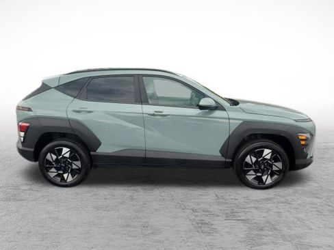Used 2025 Hyundai Kona SEL AWD/4WD image 5