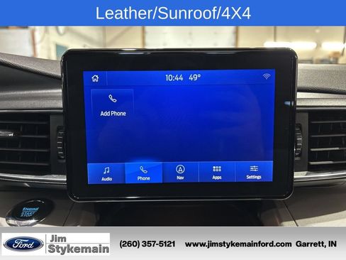 Used 2023 Ford Explorer XLT AWD/4WD image 32