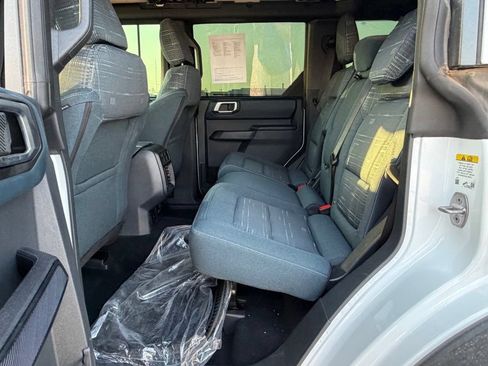 Used 2026 Ford Bronco Heritage Edition AWD/4WD image 11