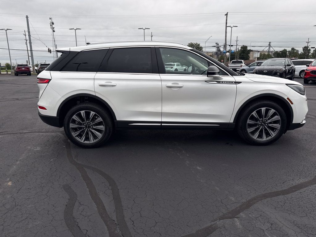 Used 2020 Lincoln Corsair Reserve w/ Elements Package AWD/4WD image 9