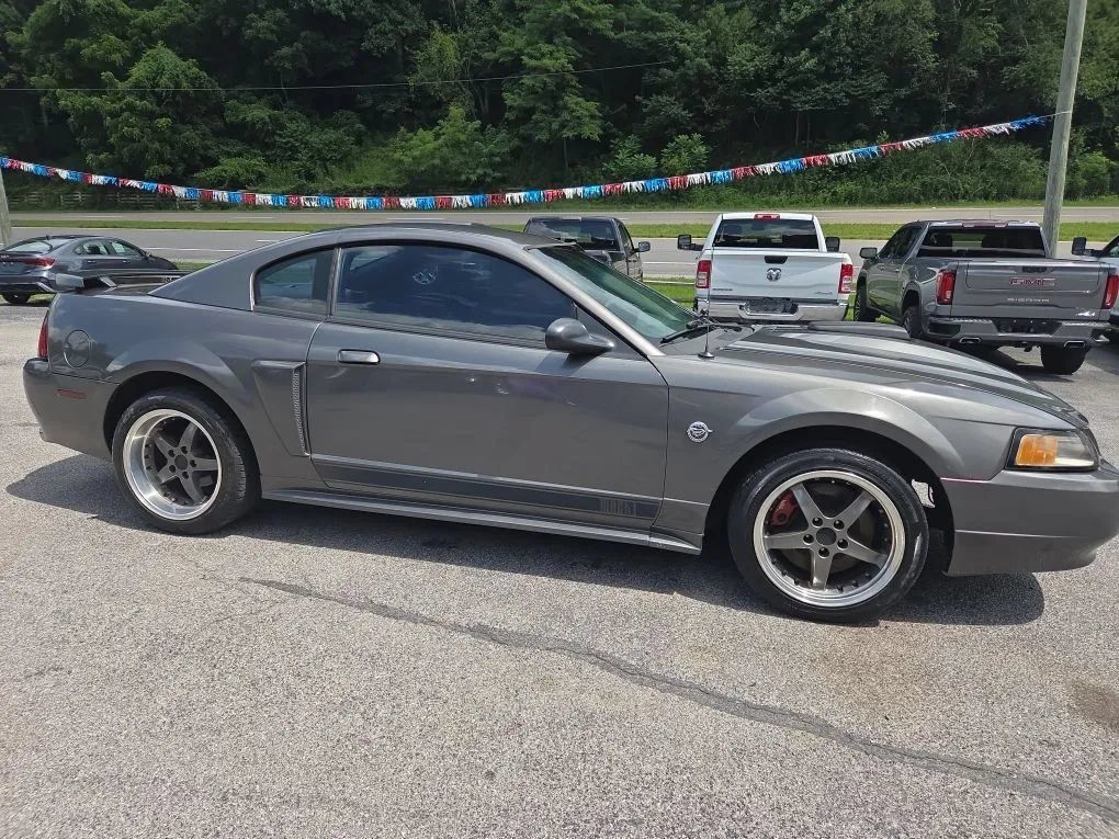 Used 2004 Ford Mustang Mach 1 RWD image 4