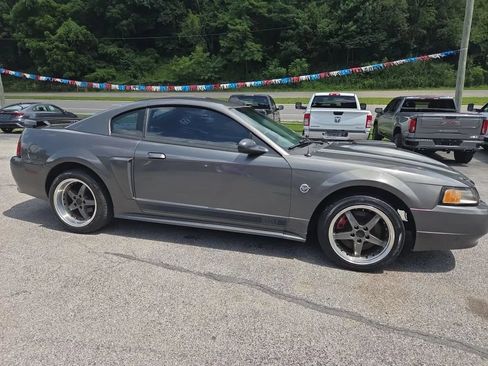 Used 2004 Ford Mustang Mach 1 RWD image 4