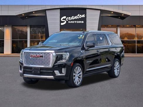 Used 2023 GMC Yukon XL Denali AWD/4WD image 10