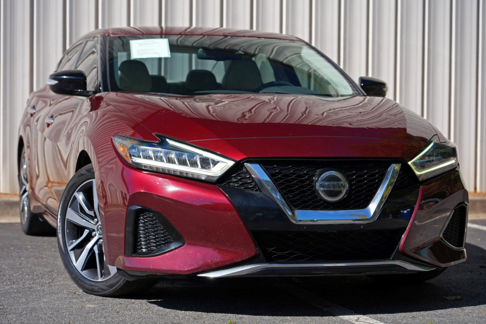 Used 2020 Nissan Maxima 3.5 SV w/ Floor Mat Group FWD image 2