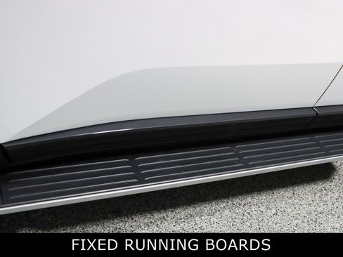 Used 2024 Lexus GX 550 w/ Accessory Package (Z1) image 12