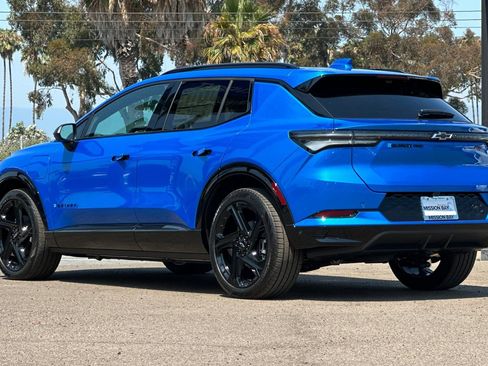 New 2025 Chevrolet Equinox EV RS w/ Active Safety Package 3 image 6