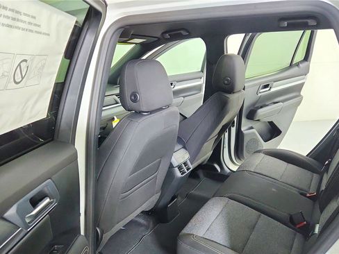 Used 2026 GMC Terrain Elevation image 32