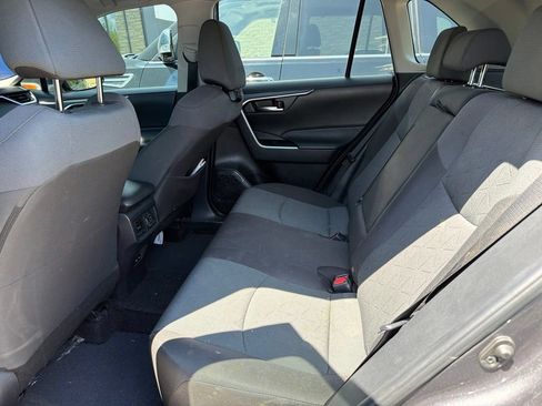 Used 2024 Toyota RAV4 XLE w/ Convenience Package FWD image 7