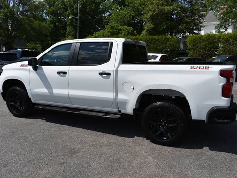 Used 2021 Chevrolet Silverado 1500 Custom Trail Boss AWD/4WD image 45