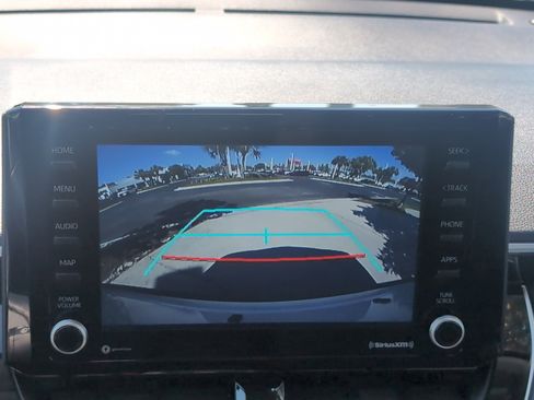 Certified 2022 Toyota Corolla Cross LE w/ Moonroof Package image 25