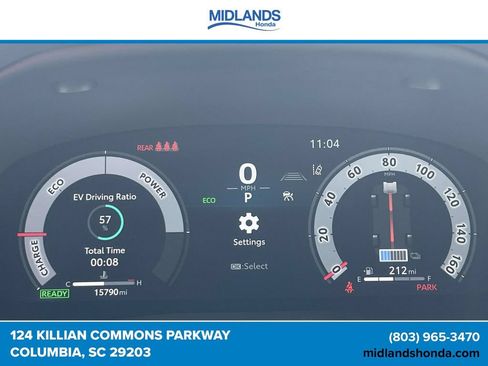 Used 2025 Toyota Camry XSE FWD image 19