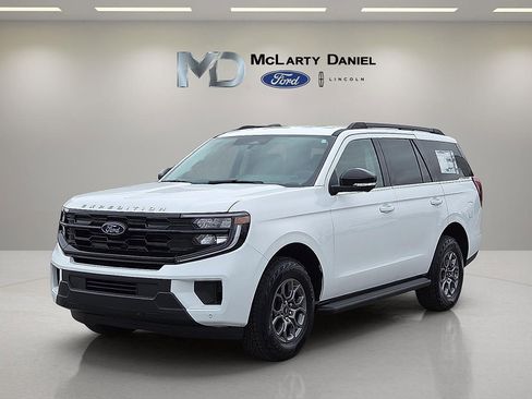 New 2026 Ford Expedition Active RWD image 2