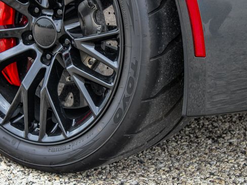 Used 2017 Chevrolet Corvette Z06 RWD image 13