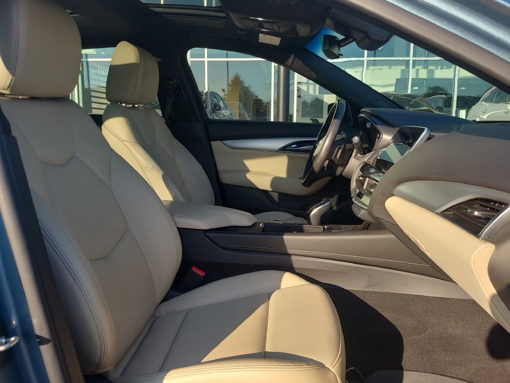 Used 2023 Cadillac CT5 Luxury w/ Sun And Sound Package RWD image 17