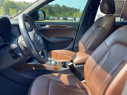 Used 2017 Audi Q5 2.0T Premium w/ Audi MMI Navigation Plus AWD/4WD image 13