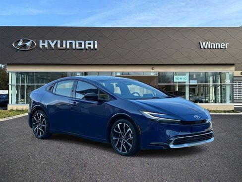 Used 2024 Toyota Prius Prime Premium w/ Advanced Technology Package FWD image 5
