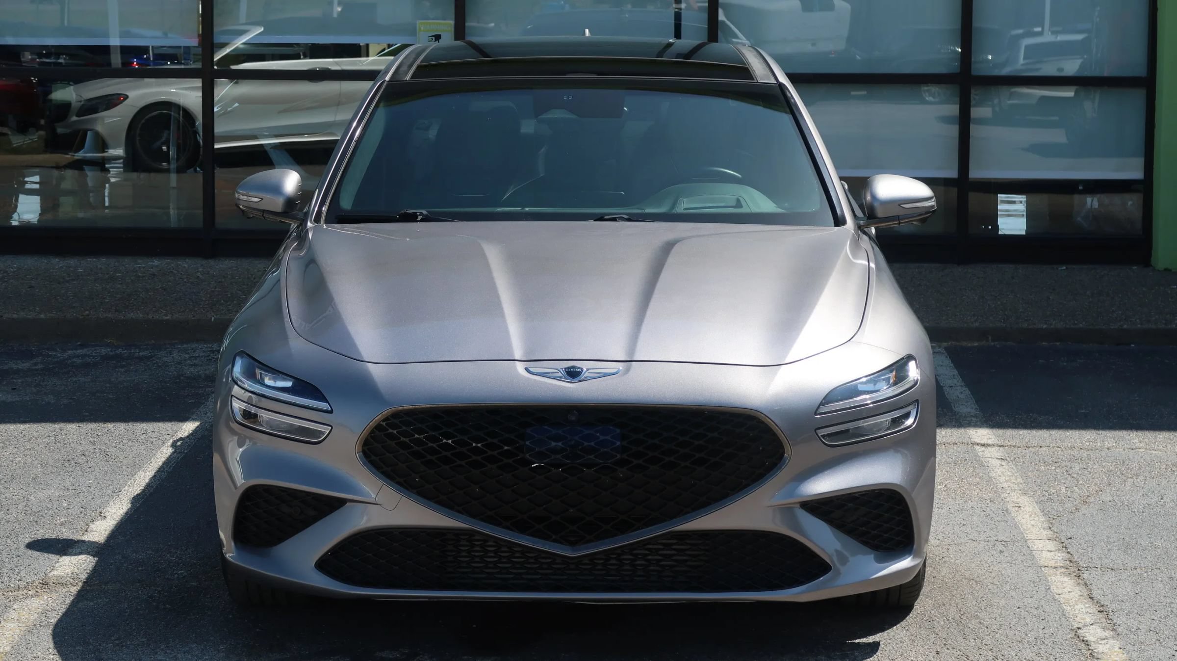 Used 2022 Genesis G70 3.3T RWD image 4