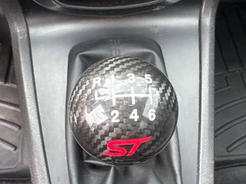 Used 2016 Ford Fiesta ST FWD image 14