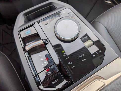 Used 2026 BMW iX xDrive45 image 12