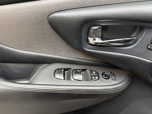 Used 2019 Nissan Murano SL image 10