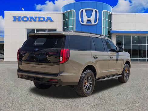 Used 2026 Ford Expedition Tremor AWD/4WD image 3