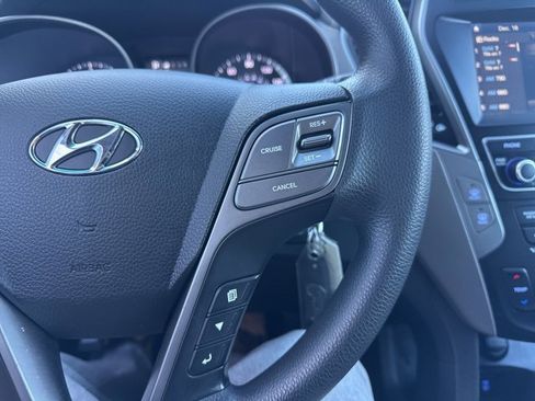 Used 2017 Hyundai Santa Fe Sport image 16