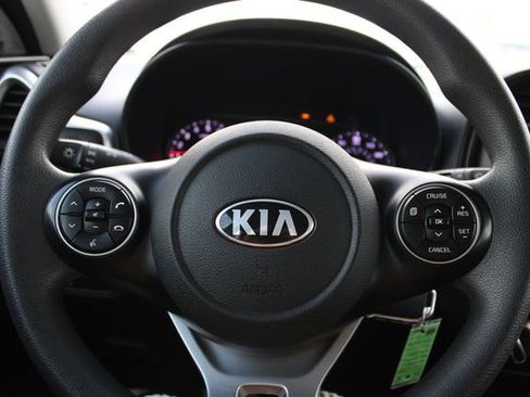 Used 2021 Kia Soul S FWD image 9