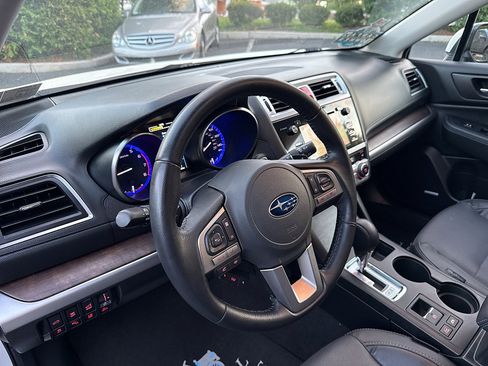 Used 2016 Subaru Outback 2.5i Limited AWD/4WD image 30