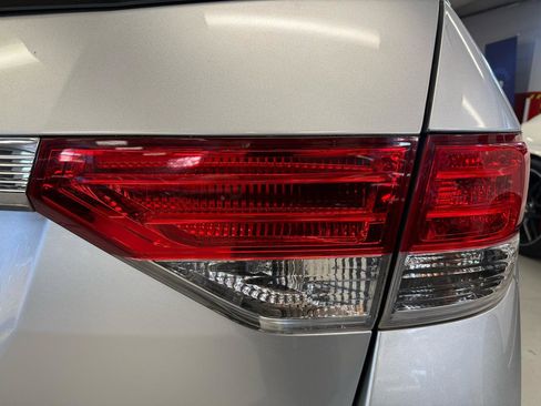 Used 2015 Honda Odyssey EX-L image 12
