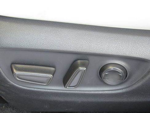 Used 2025 Toyota RAV4 XLE Premium image 13