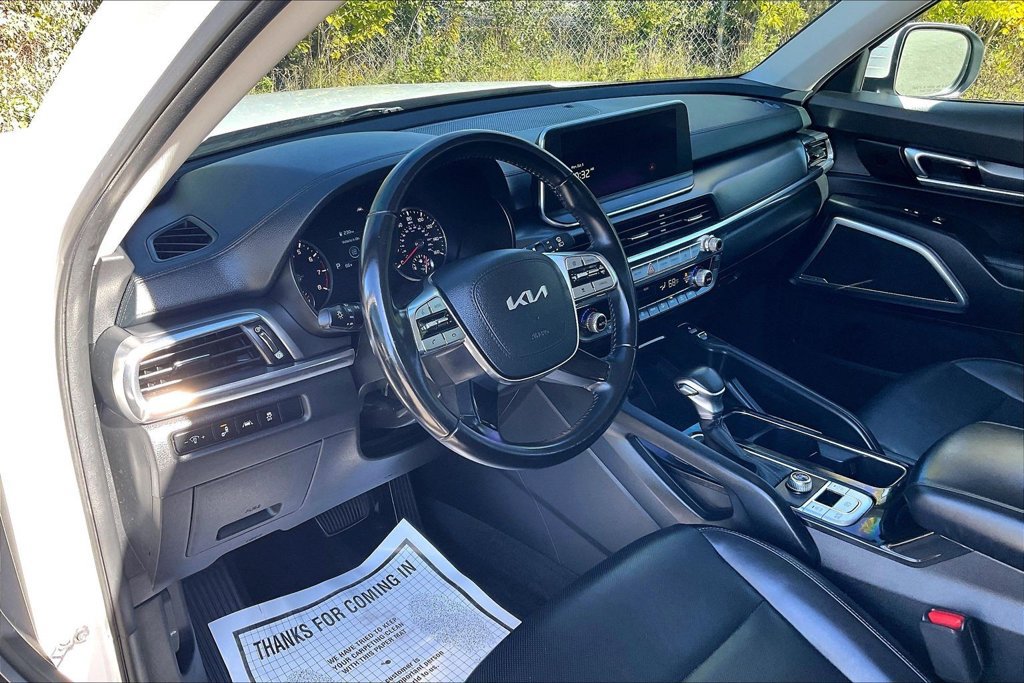 Used 2022 Kia Telluride S FWD image 14