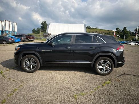 Used 2024 Volkswagen Atlas Cross Sport SEL R-Line AWD/4WD image 9
