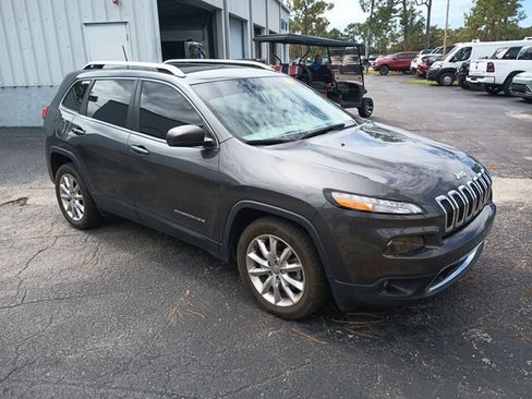Used 2016 Jeep Cherokee Limited FWD image 10
