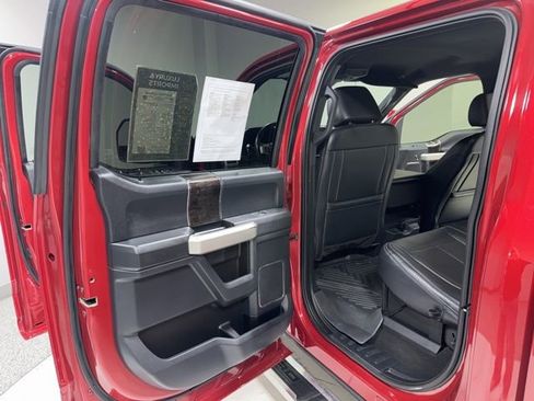 Used 2022 Ford F250 Lariat w/ Camper Package image 24